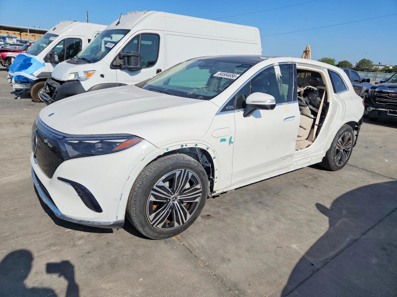 Mercedes-Benz EQS SUV 2023