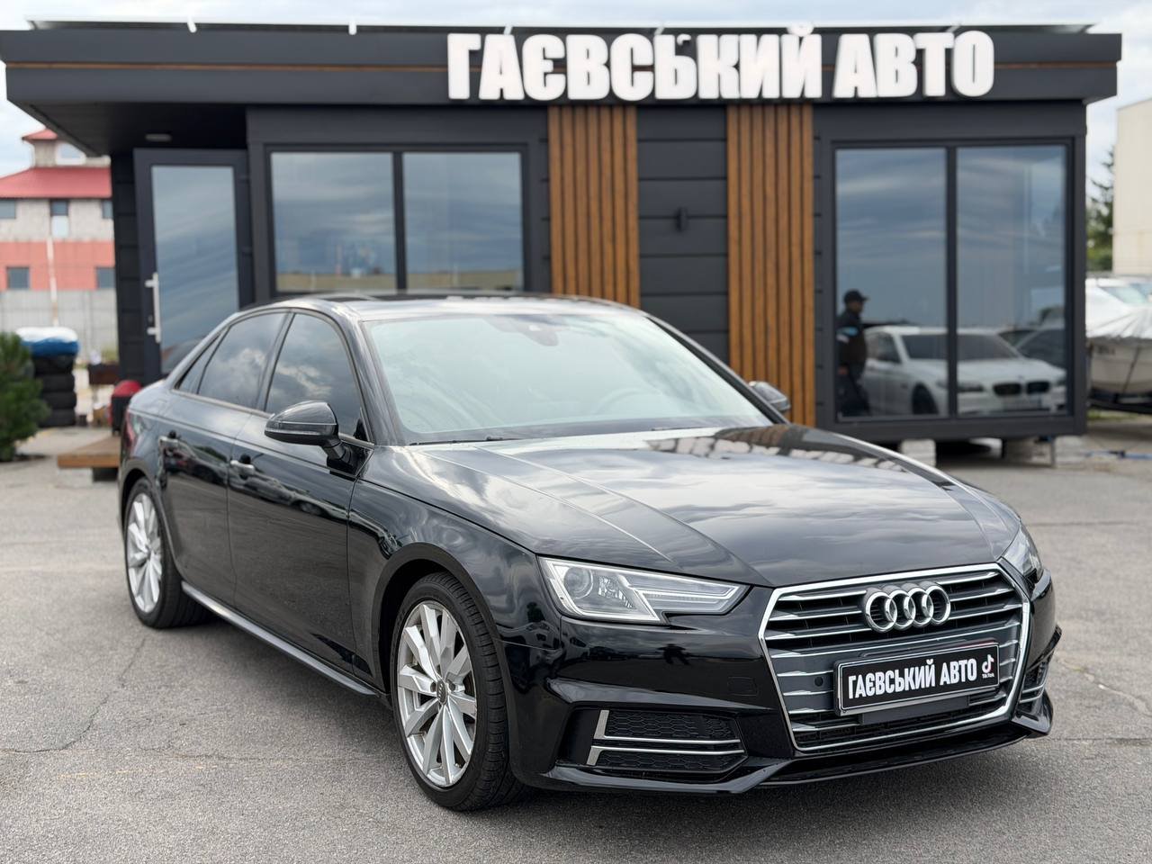 Фото Автомобіля