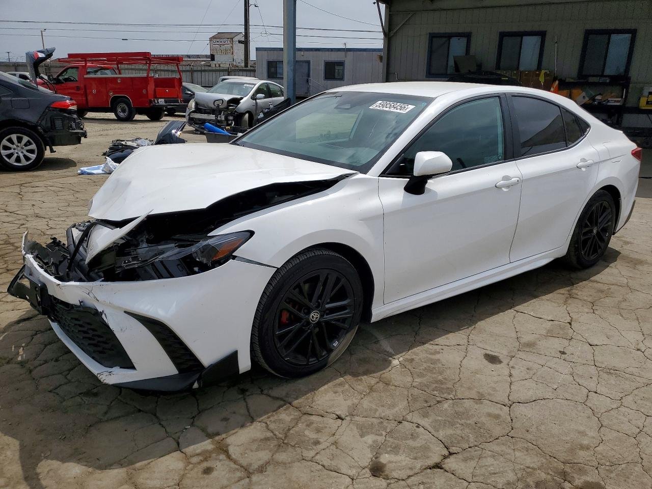 Toyota Camry 2025