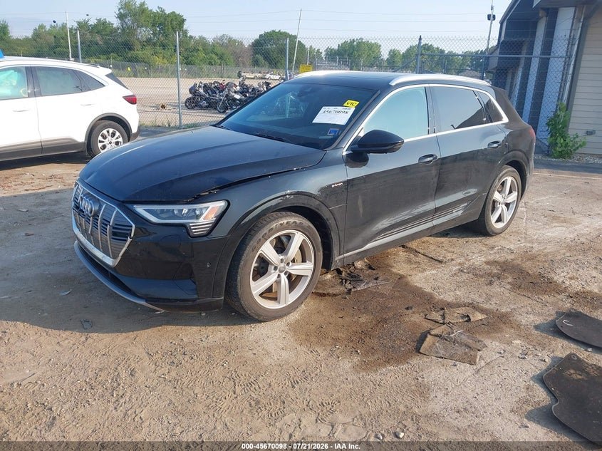 Audi e-tron 2019