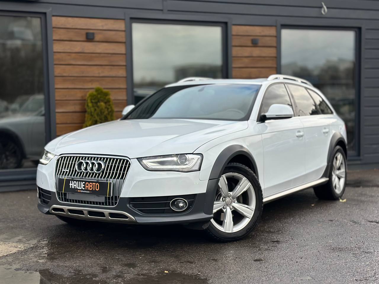 Фото Автомобіля