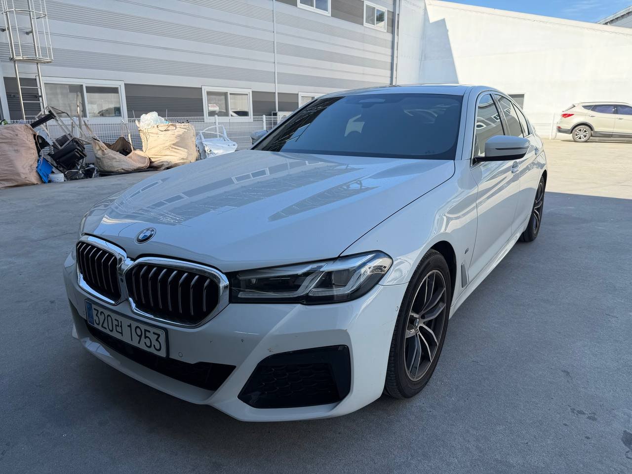 BMW 5 Series 2023