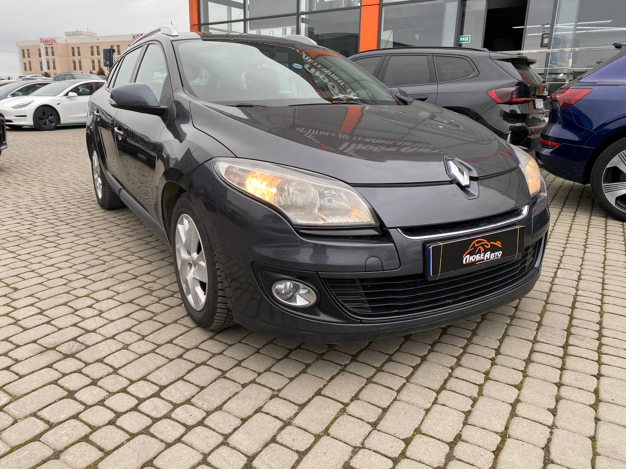 Фото Автомобіля