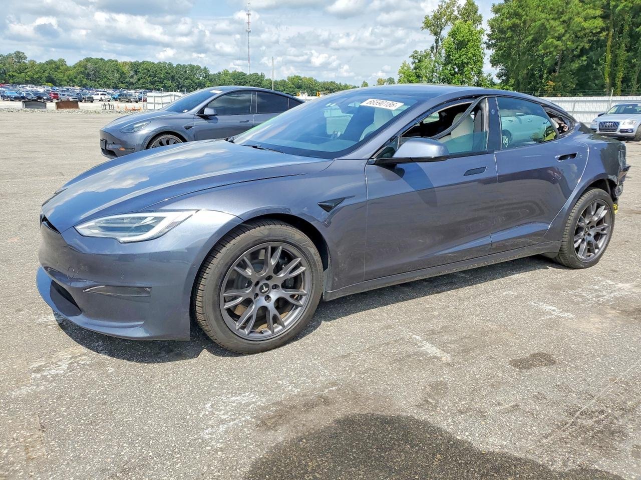 Tesla Model S 2021