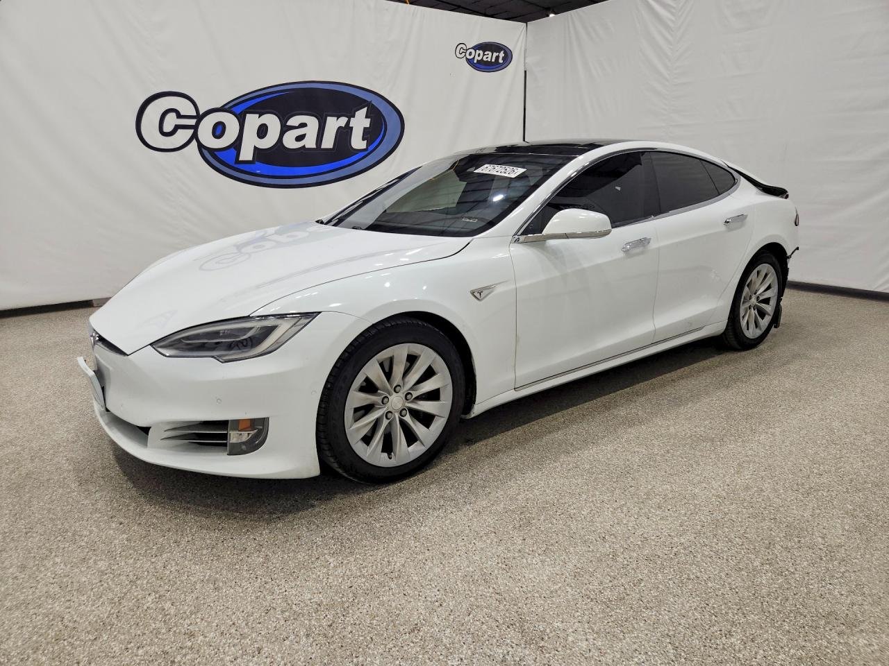 Tesla Model S 2016