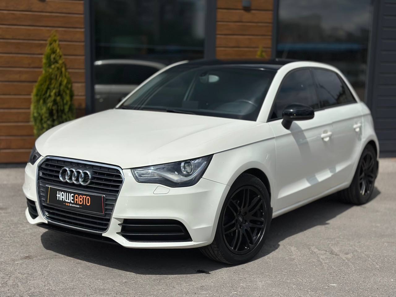 Фото Автомобіля