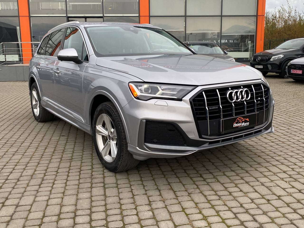 Фото Автомобіля