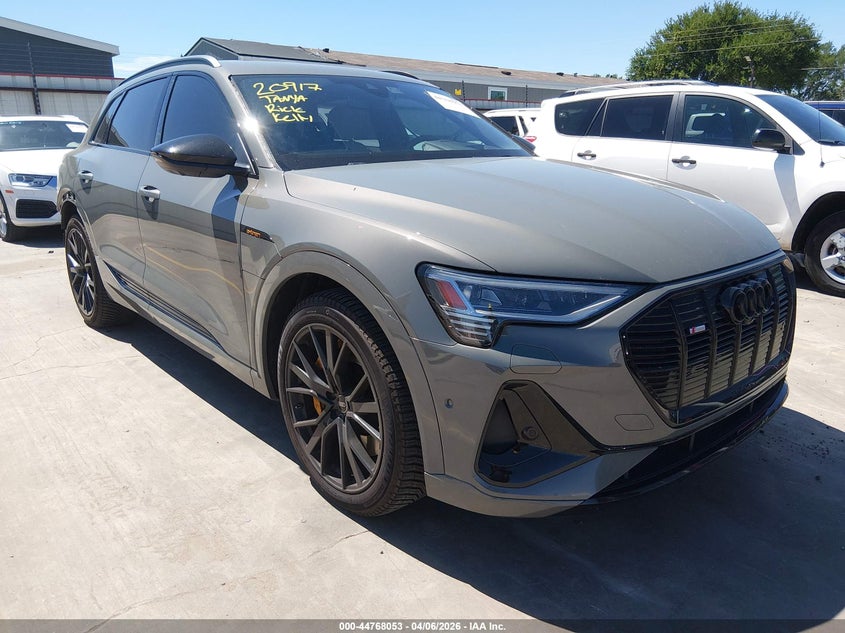 2022 Audi e-tron