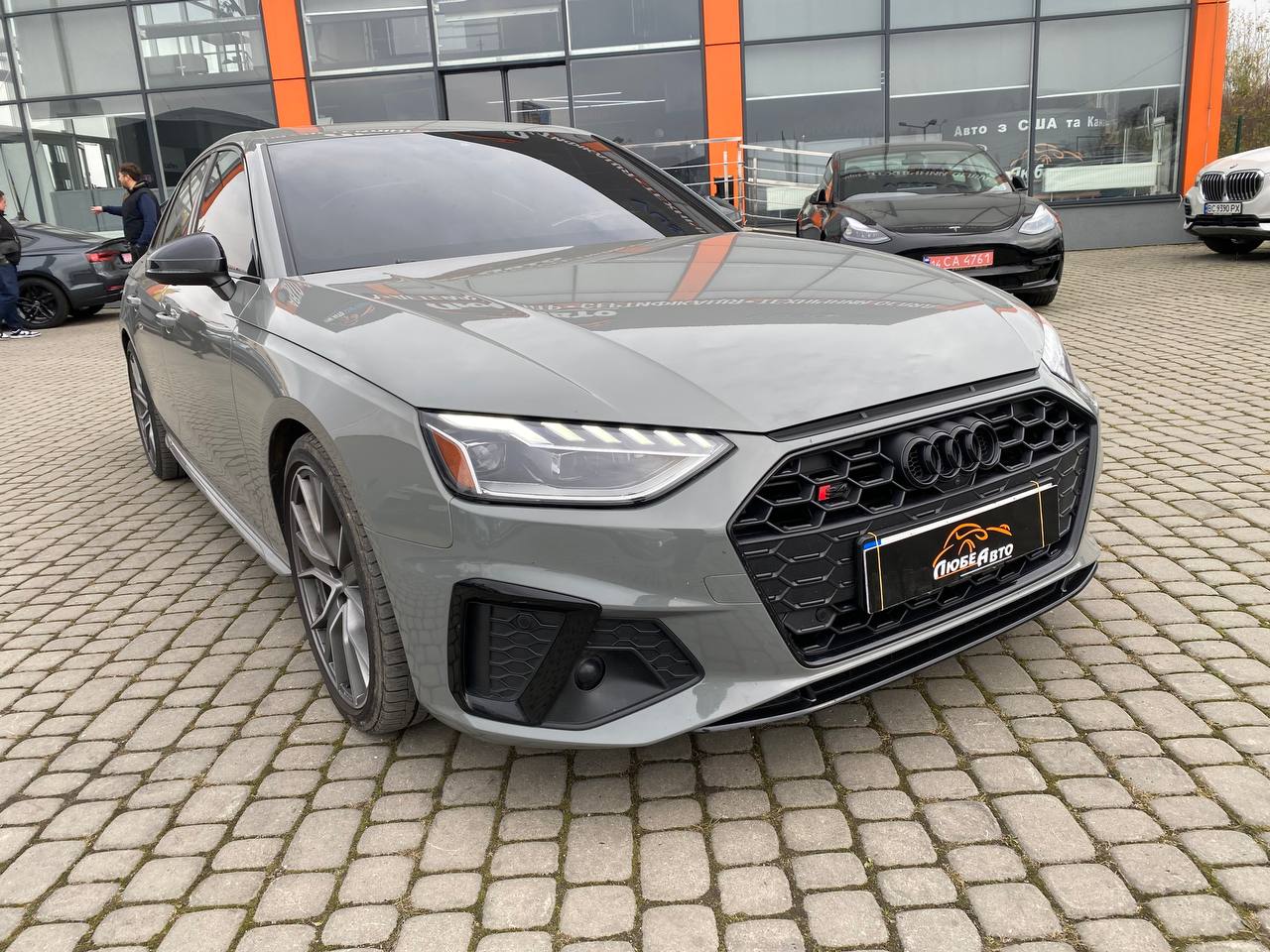 Фото Автомобіля