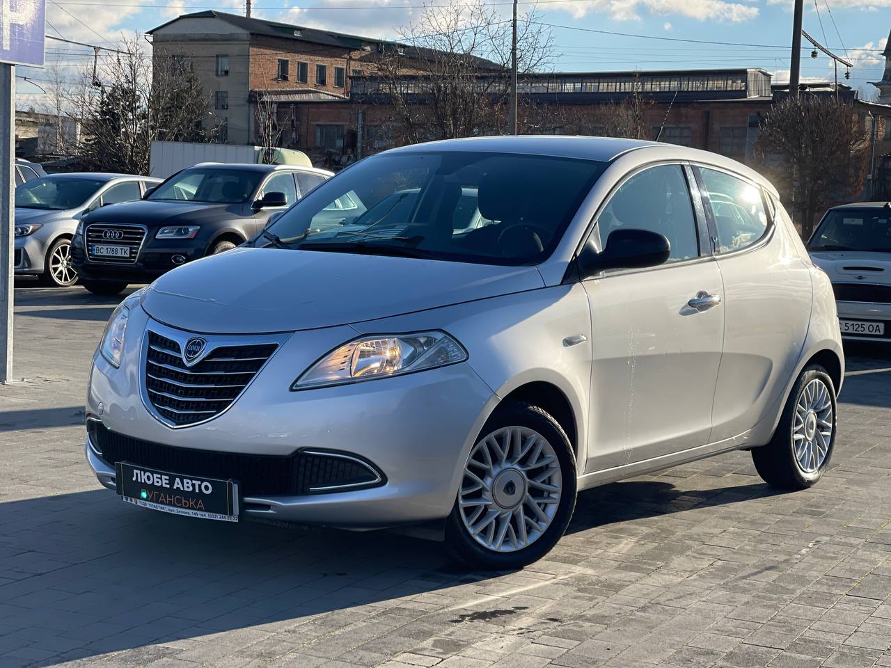 Фото Автомобіля