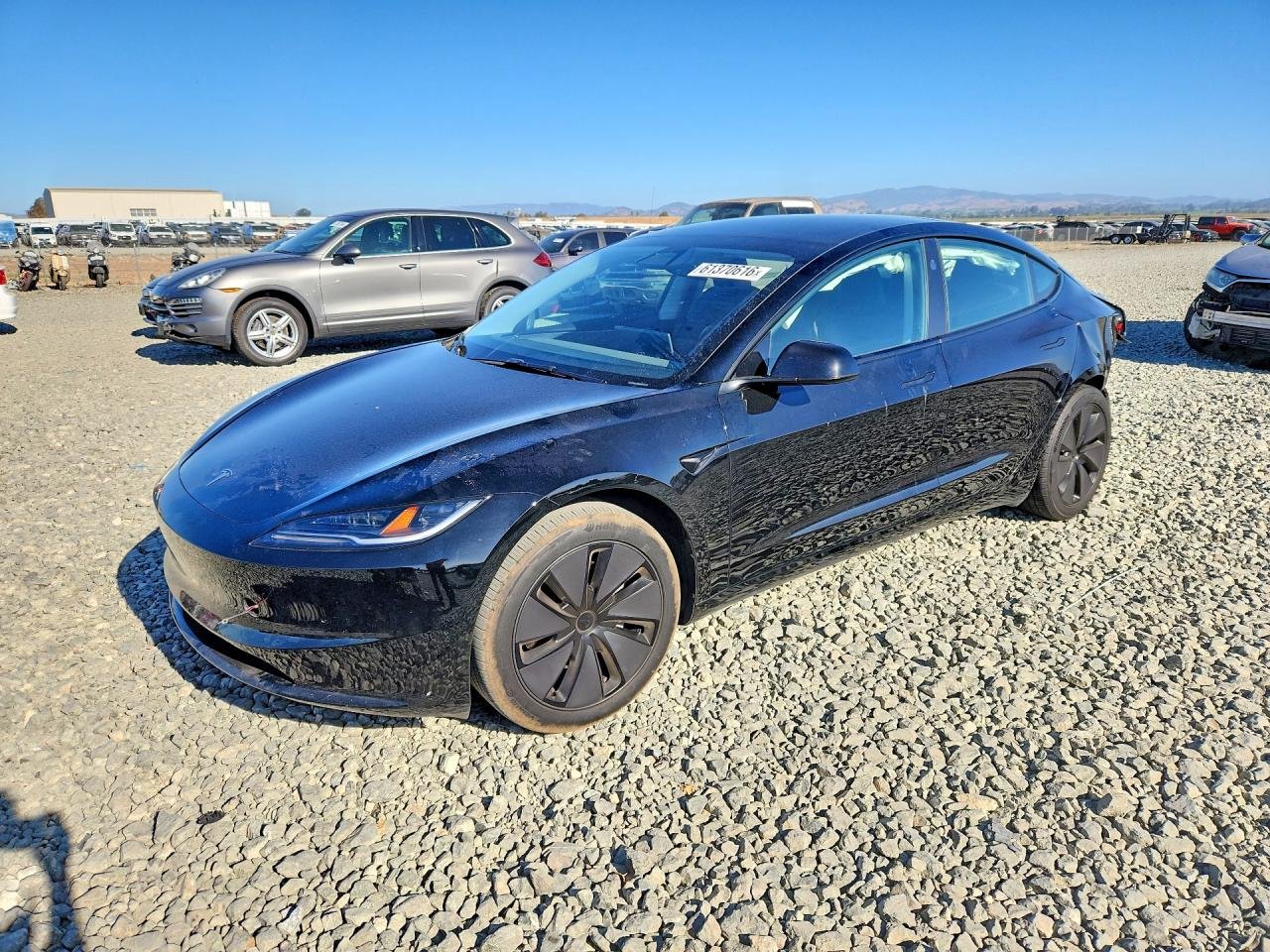 Tesla Model 3 2024